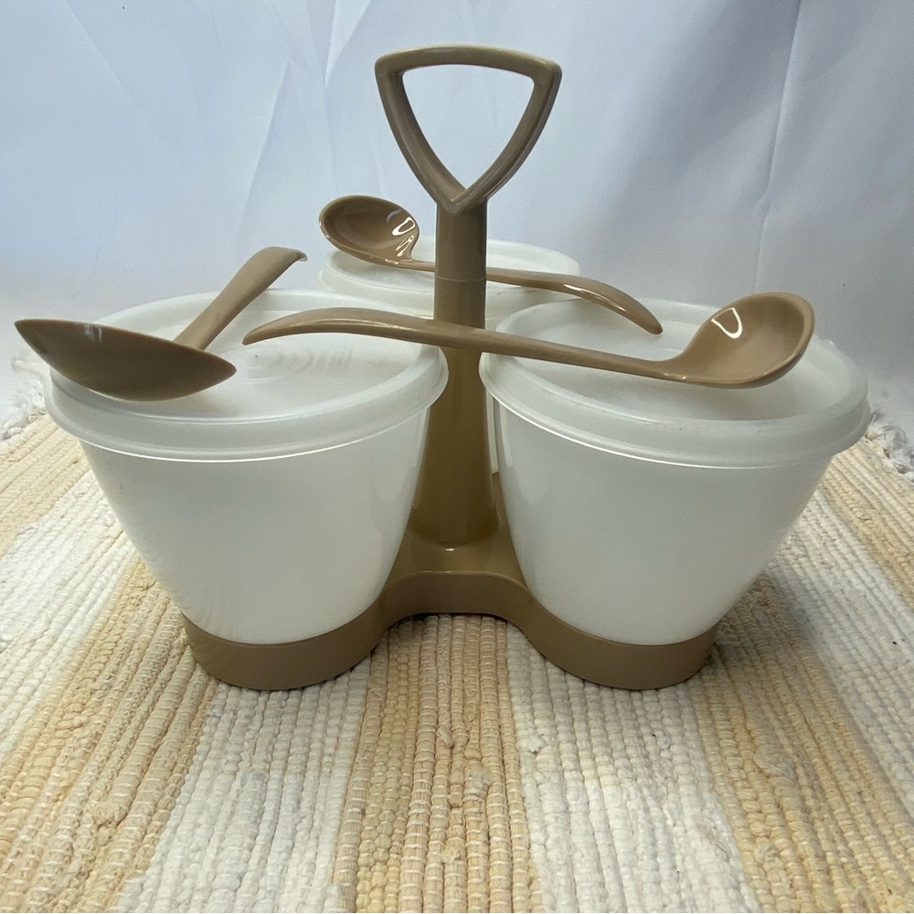 VTG TUPPERWARE CONDIMENT SERVING CADDY 3 LIDS 3 SPOONS WHITE TAN 757/872/733 USA